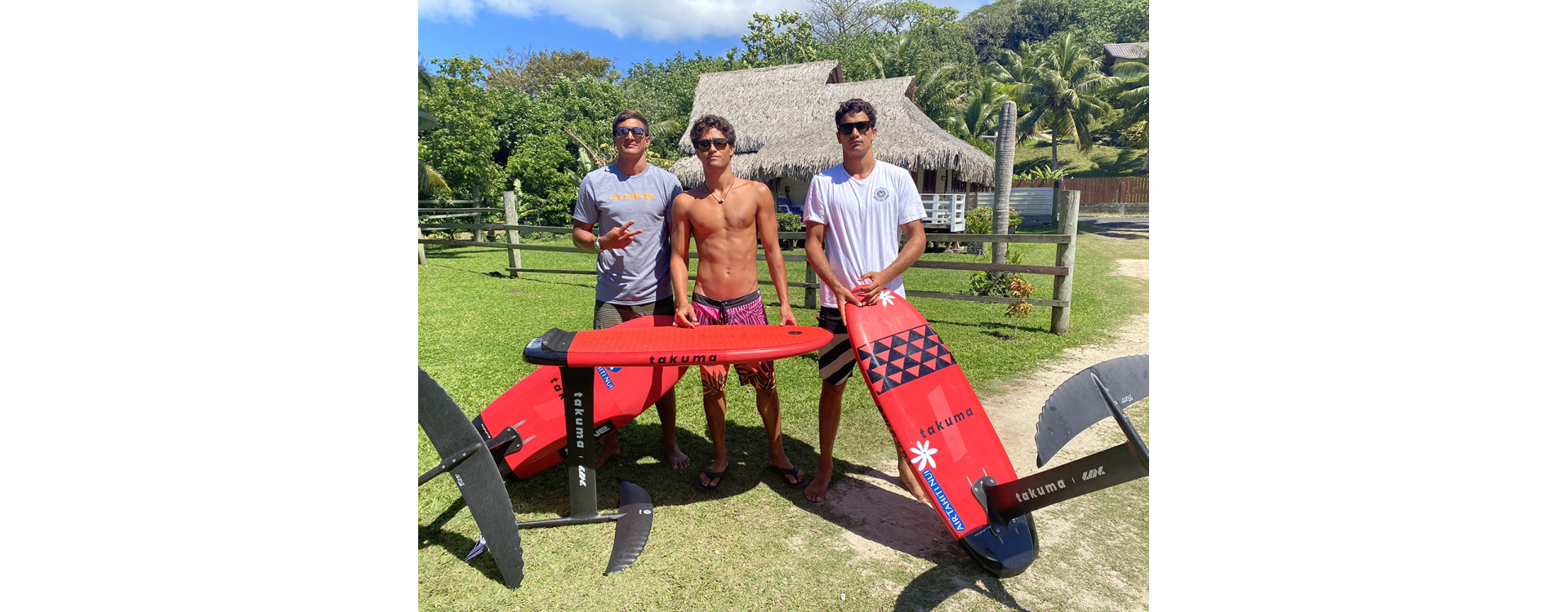 New tahitian riders in the team!